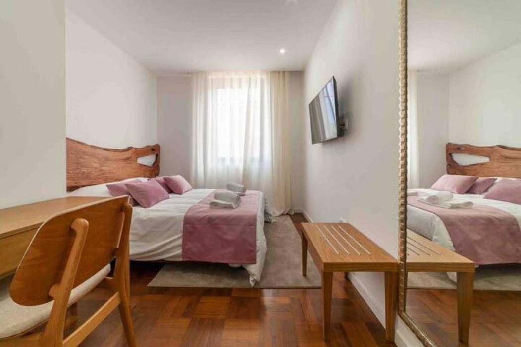 Up Tree Nature Rooms Aveiro Bagian luar foto